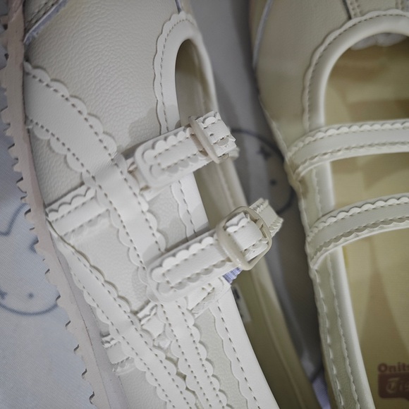 Onitsuka Tiger Off-White Mary Jane Shoes - Picture 3 of 7
